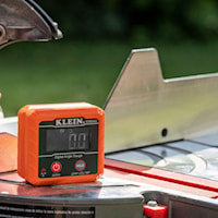 KLEIN TOOLS 935DAG Digital Angle Gauge and Level Permanent Rare Earth Magnetic