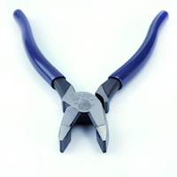 KLEIN TOOLS D213-9NE Side Cutting Plier New England 1-19/32 in L x 1-1/4 in W x 5/8 in T Jaw