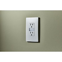 LEGRAND NTL885TRW The Radiant® Receptacle and Light 15 A, 120/125 VAC, White