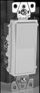 LEGRAND TM874W The Radiant® Decorator Switch Rocker/Button 4 Gang, 4 Way 15 A, 120/277 V White