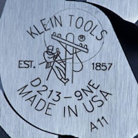 KLEIN TOOLS D213-9NE Side Cutting Plier New England 1-19/32 in L x 1-1/4 in W x 5/8 in T Jaw