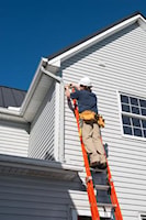 LOUISVILE LADDERS FE3228 Extension Ladder 300 lb Type IA 28 ft L Orange