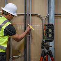 KLEIN TOOLS 93LCLS Laser Level with Plumb Spot Self-Leveling, Cross-Line +/-3/32 in Per 33 ft +/-