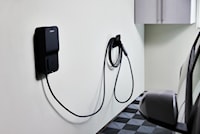 FLO HOX8F2A1A1-FL-P17 FLO Home X8 80 amp, Absolute Black, hardwired, J1772 Level 2 Home EV Charging Station