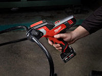 MILWAUKEE 2472-21XC M12™ Cable Cutter Kit with Strip Function 12 V, 1-7/16 in Capacity 4 in Jaw width